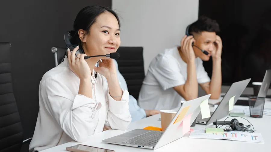 Remote customer service rep