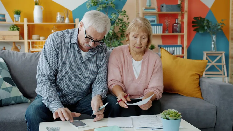 Claiming at 62 Permanently Cuts Benefits