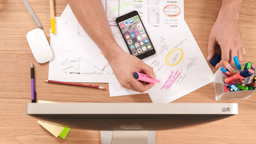 Freelance UX designer on retainer