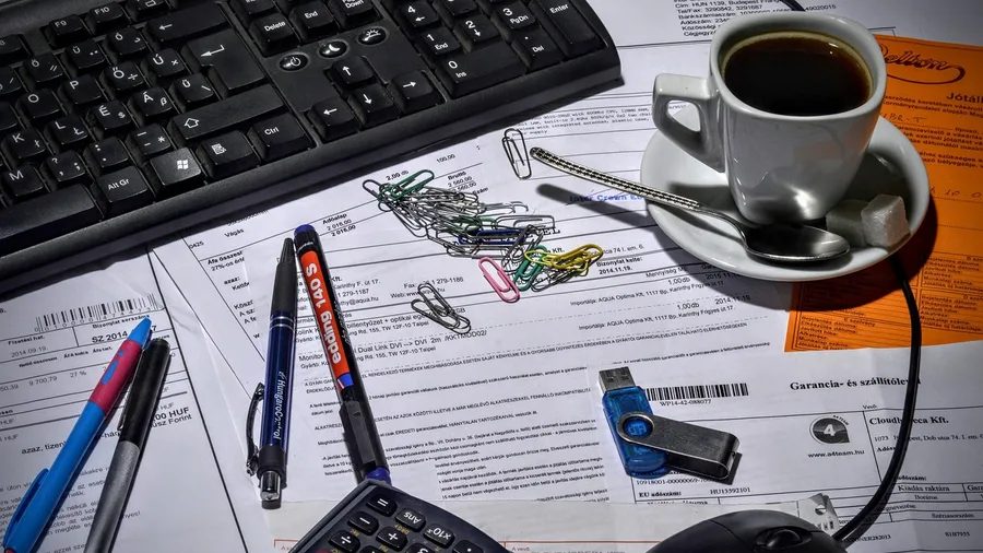Bookkeeping Evenings That Pay You Twice